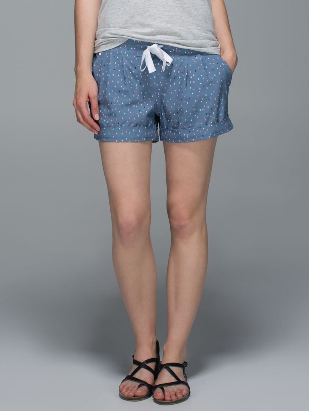 LULULEMON Spring Break Away Short Confetti Cake Multi 4 Like New